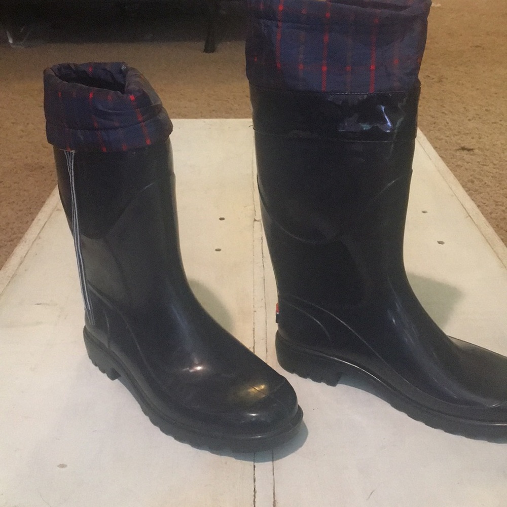 Rain boots